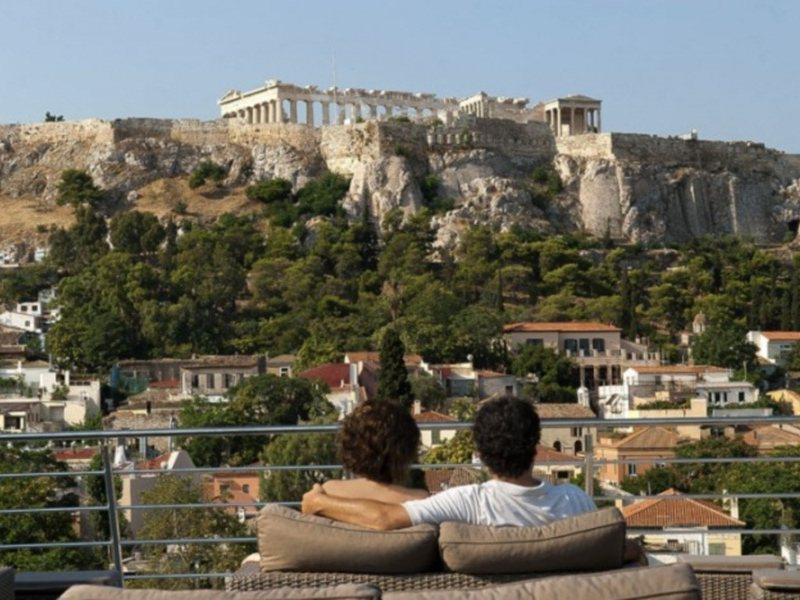 Plaka Hotel 3*